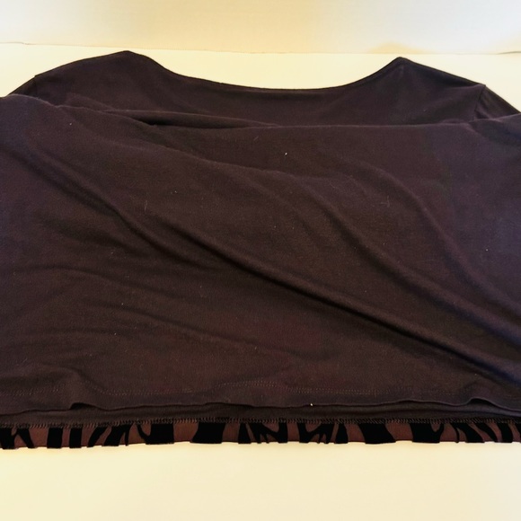 Chico's Ladies Size 2 Purple Long Sleeve Pullover Top Tunic Nylon Velour Design - Picture 12 of 16